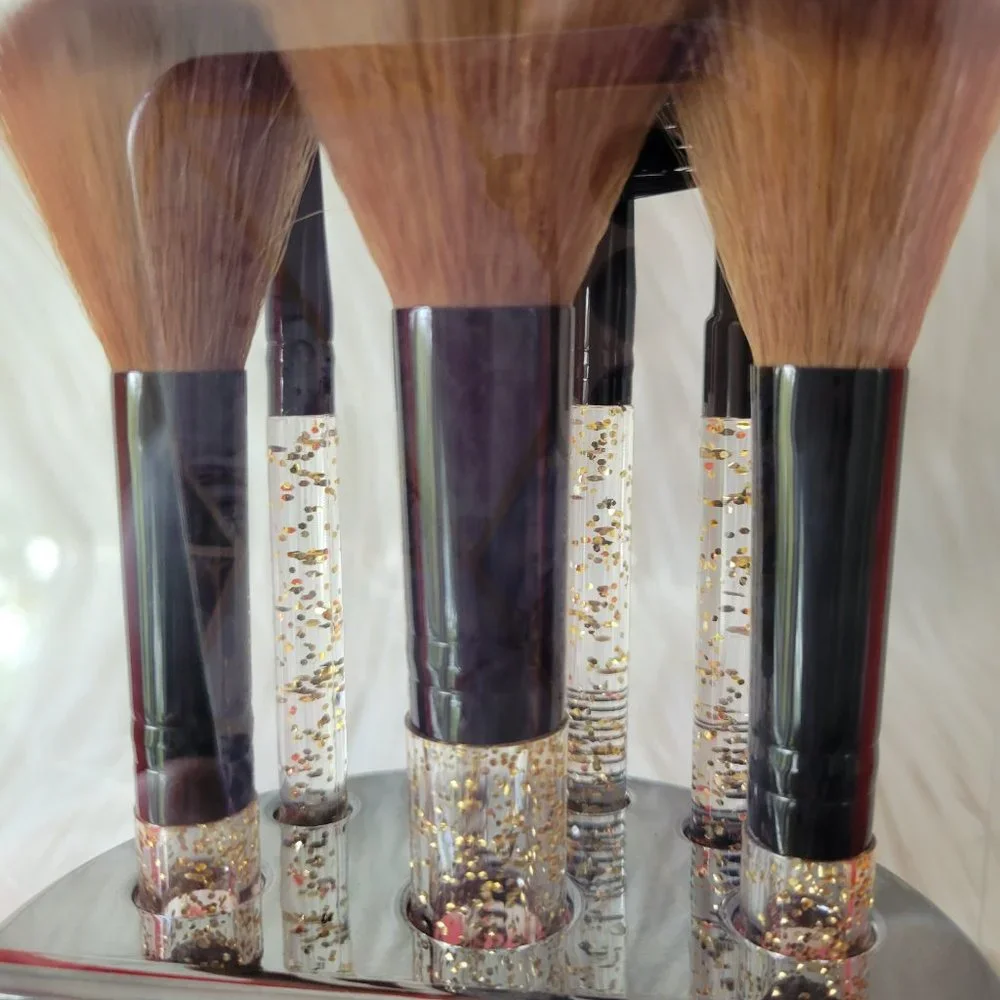 Juicy Couture 7 Piece Cosmetic Brush Set